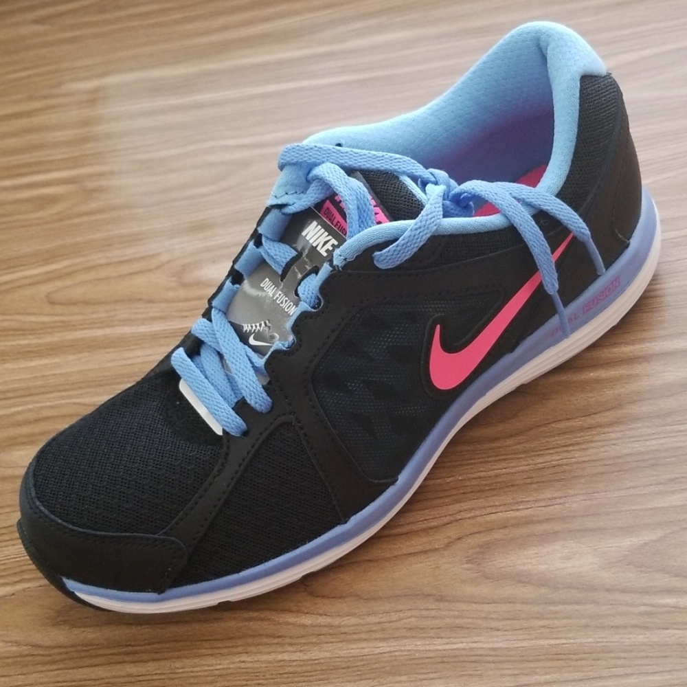 Nike Women's Dual Fusion Running Shoes - Picture 5 of 8